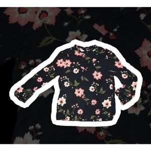 Womens black floral long sleeve top sz Medium